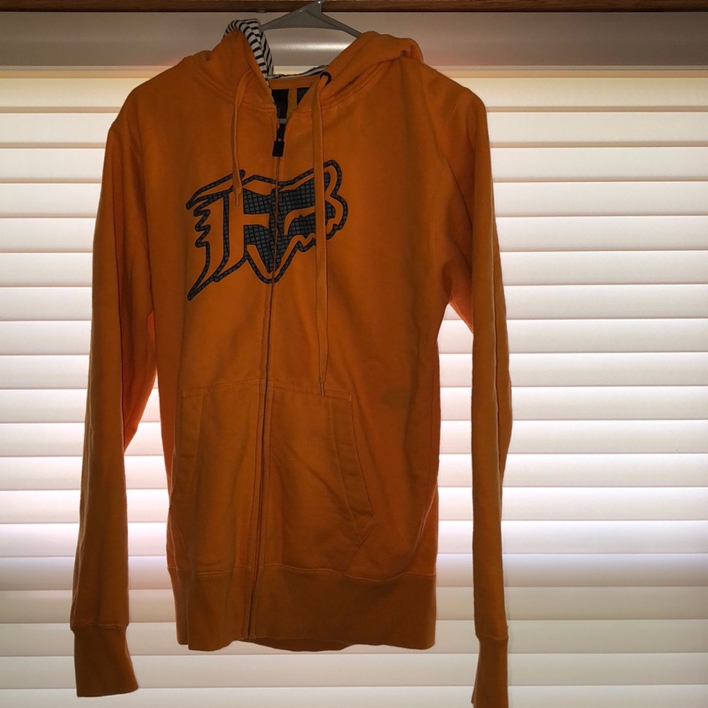 Fox Sweater - Picture 2 of 4